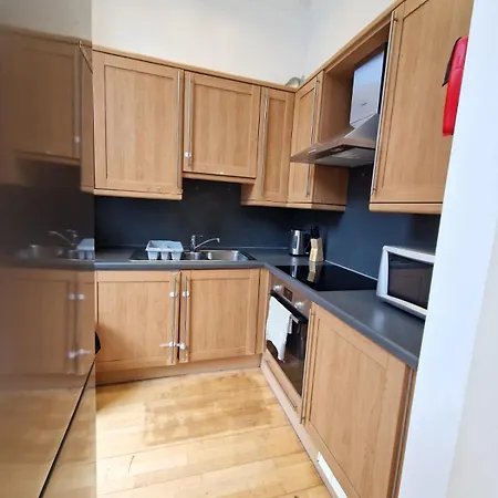 Apartment Clarges