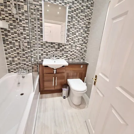 Apartment Clarges *