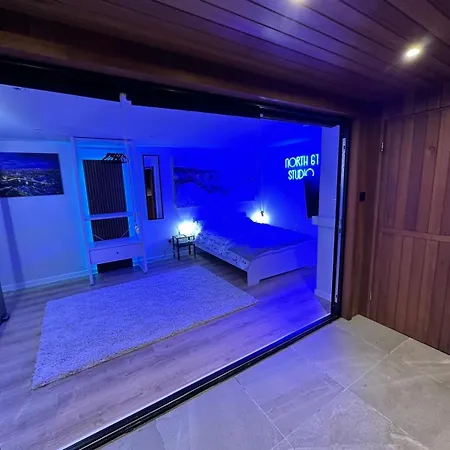 Peaceful Retreat With Hot Tub And Sauna Edgware