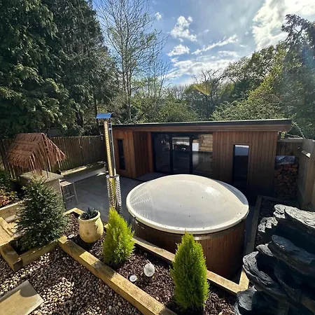 Peaceful Retreat With Hot Tub And Sauna Apartment Edgware