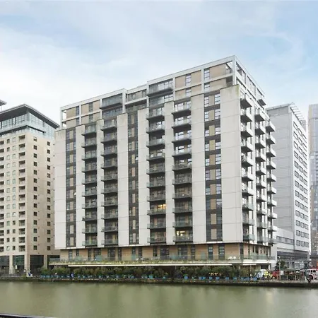 Londwell, Canary Wharf River Thames Balcony *