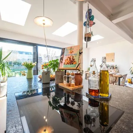 Pass The Keys Spacious Dulwich Family House With Pool *