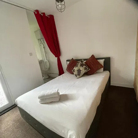 2 Bedroom Flat Wembley *