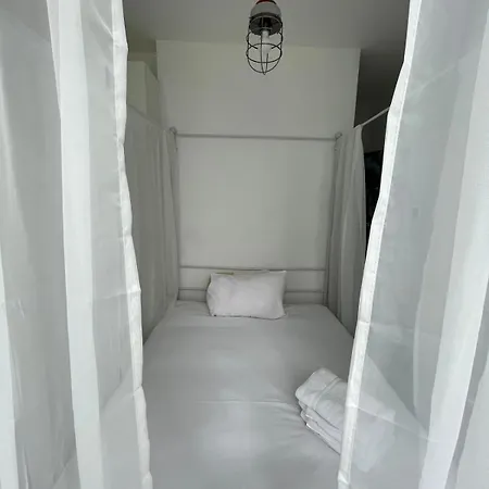 Apartment 2 Bedroom Flat Wembley