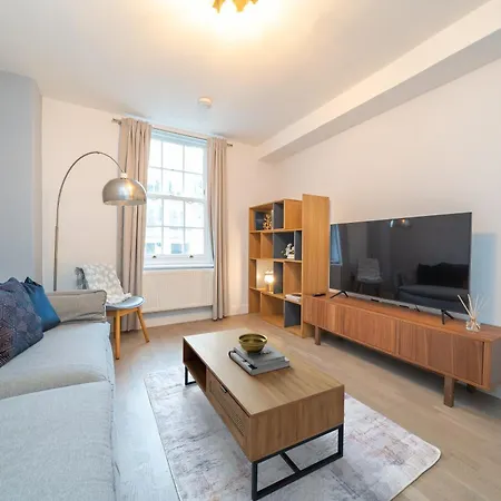公寓 Charming 2 Bedroom Flat In *