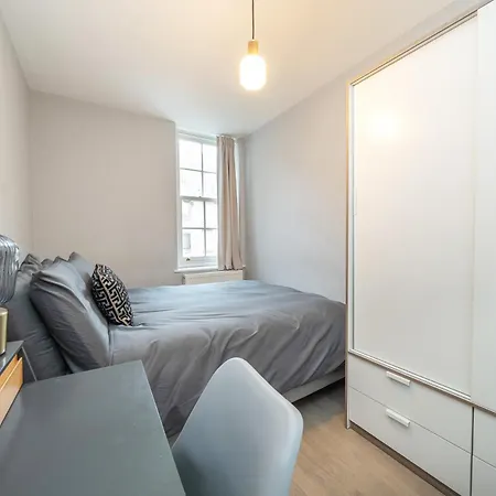 Apartment Charming 2 Bedroom Flat In London