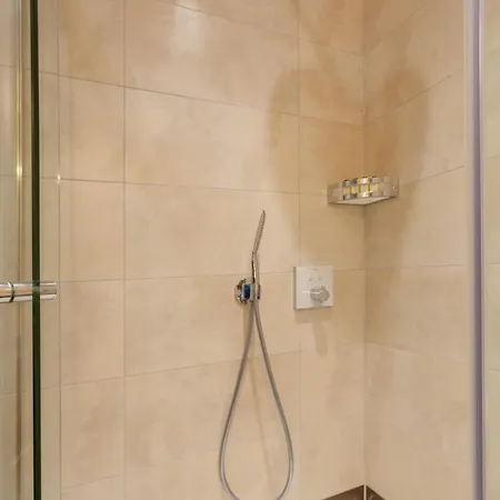 2br2ba By Bloomsbury - Cityapartmentstay
