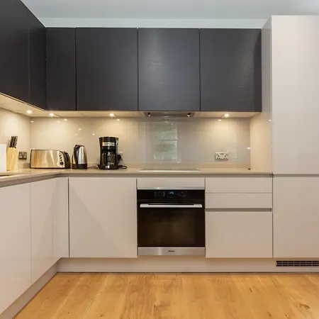 2br2ba By Bloomsbury - Cityapartmentstay