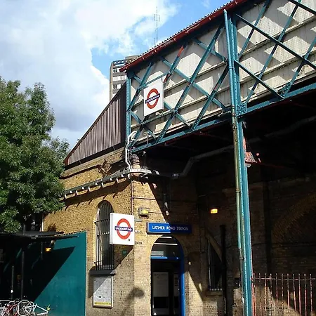 Kensington 2 Bed Apartment London