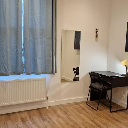 Kensington 2 Bed