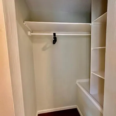 Apartment Docklands House London
