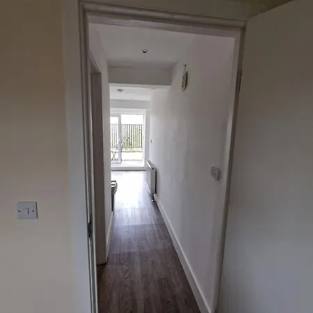 Apartment Impeccable 1-bed In London