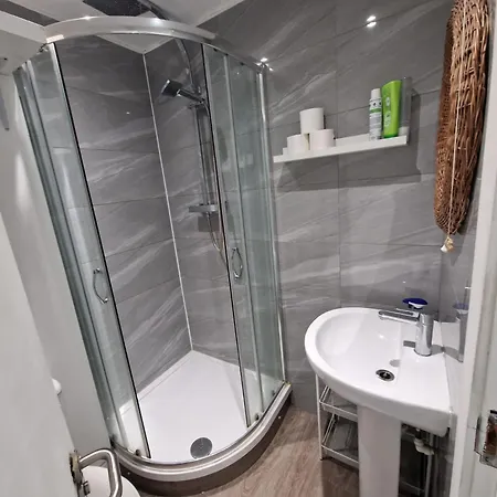 Apartment Impeccable 1-bed In *