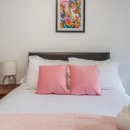Adorable, Comfy Flat Walk Paddington/elizabeth Stn Apartment London