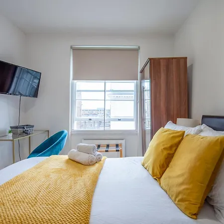 Adorable, Comfy Flat Walk Paddington/elizabeth Stn Apartment *