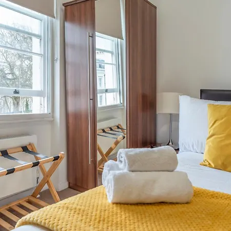 Apartment Adorable, Comfy Flat Walk Paddington/elizabeth Stn *