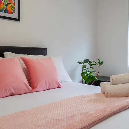 Adorable, Comfy Flat Walk Paddington/elizabeth Stn