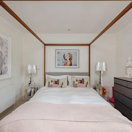 Perfect British Mews - Beautiful Garden * London