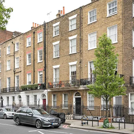 5 Min Walk To Madame Tussauds - 5 Min Walk To Baker Street - 5 Min Walk To Marylebone Railway Station - 5 Min Walk To Regent Park -