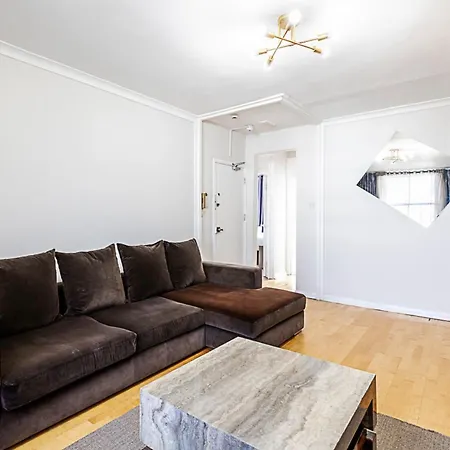 Notting Hill Charm Apartment *