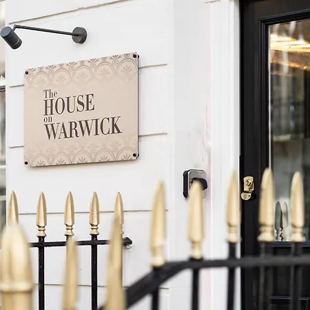 The House On Warwick Hotel 4*