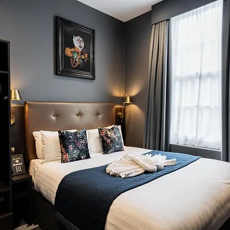 Hotel The House On Warwick 4*