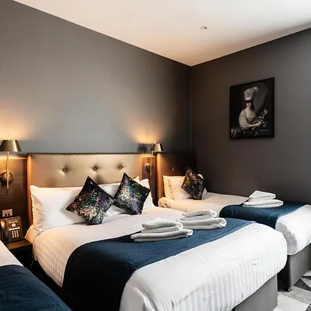 The House On Warwick Hotel 4*