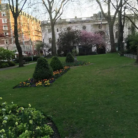 Walk To Notting Hill /paddington 1 B/r With Patio