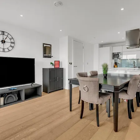 Apartment Mysquare Commercial Street