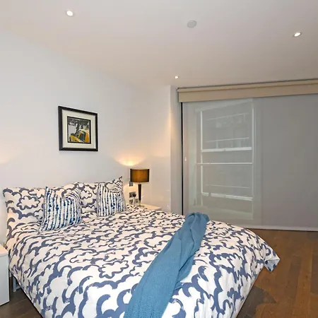 Two Bedroom Flat * London