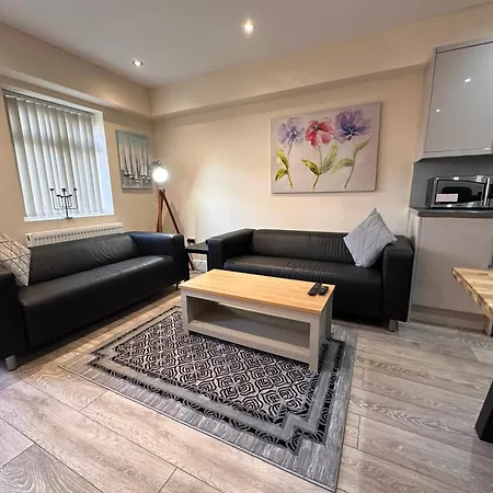 Holiday home 5 Bed 5 Bath / Brick Lane E1 *