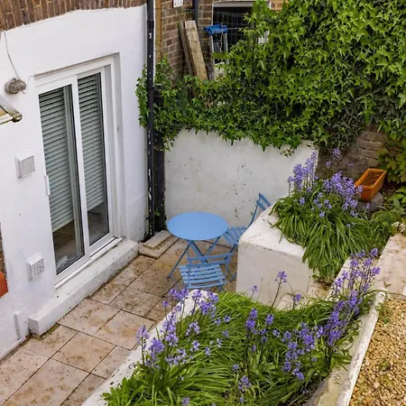 Olympia's Torch 1 Bedroom In Kensington *