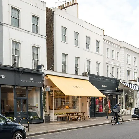 Stunning 2 Bed In Nothing Hill Apartment *