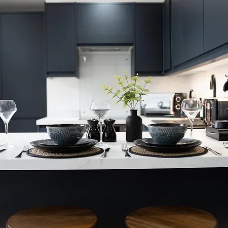 Apartment Oakleigh House, 3 Bedroom, Free Parking East Barnet