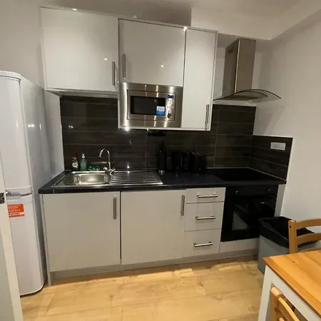 In Battersea Near Power Station/london Eye Bs3 Apartment London