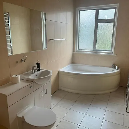 Luxurious Double Homestay