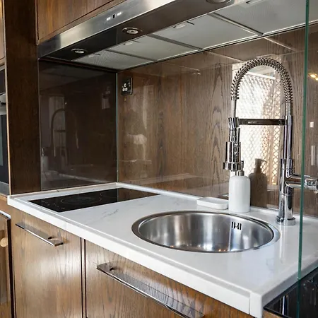 Luxury Flat Victoria Sw1 * London