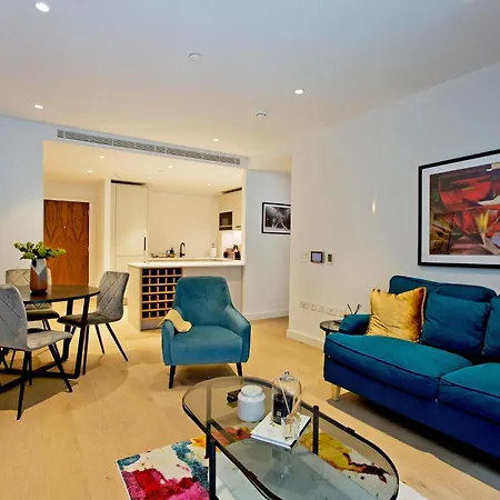 Luxury Retreat Apartment *