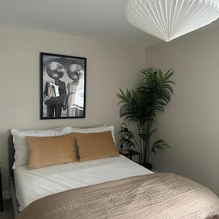 Countryside 2 Bed Cottage- Aylesbury Apartment Haddenham (Buckinghamshire)
