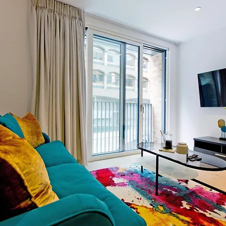 Apartment Luxury Retreat London