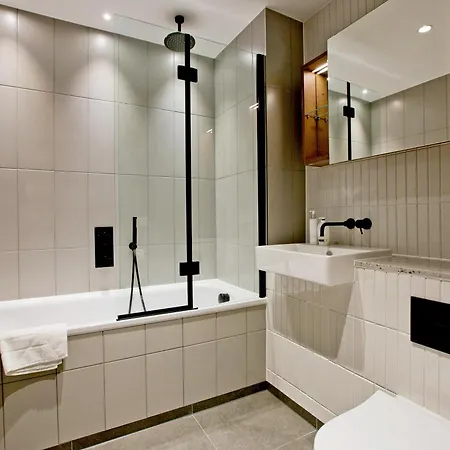 Luxury Retreat London