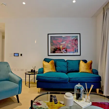 Apartment Luxury Retreat London