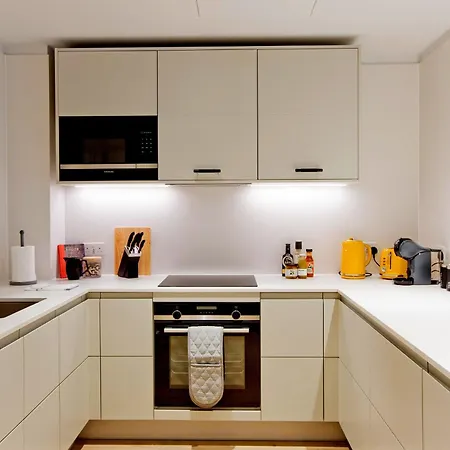 Luxury Retreat * London