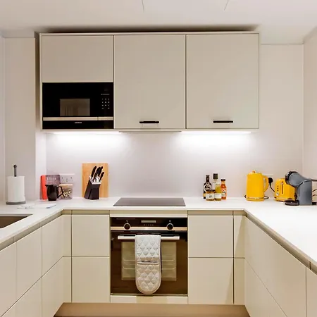 Luxury Retreat Apartment London