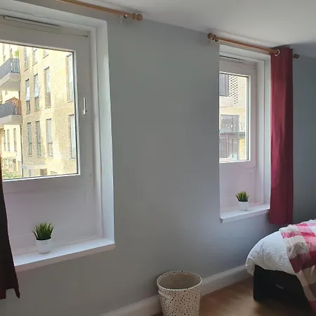 Yolo House * London