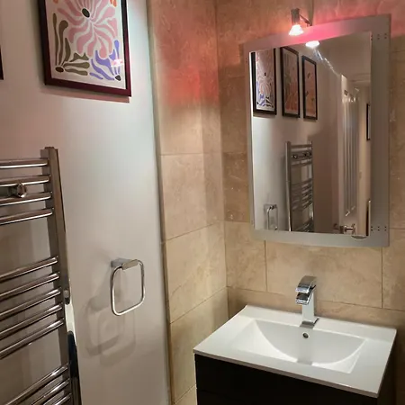 Apartment Boutique Putney Riverside