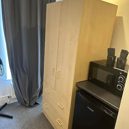 Buckingham Palace 15minutes Away Guest house *