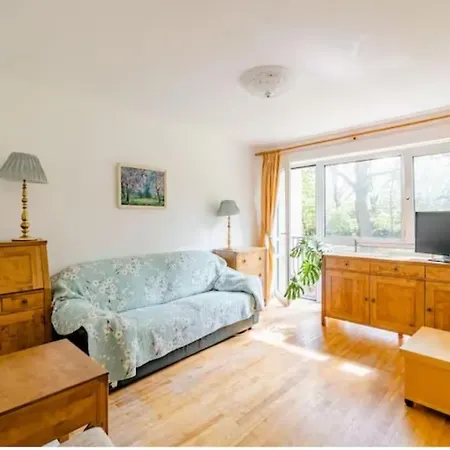 One Bedroom Flat In St Johns Wood Apartment *