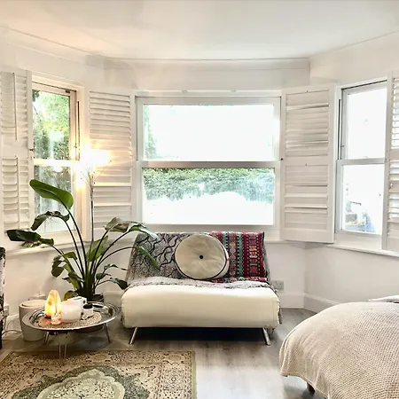 Kensington Secret Gem *