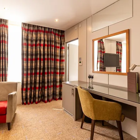 Doubletree By Hilton - West End 4*
